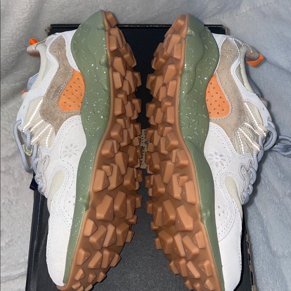 NWT Flower Mountain Yamano Uni Sneaker - Picture 12 of 13